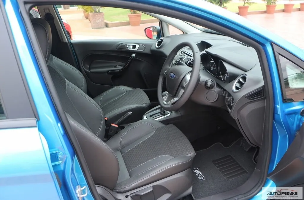 The New Ford Fiesta Sport 17