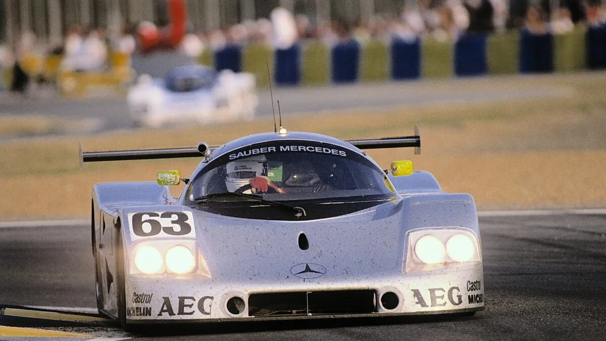 24 Hours of Le Mans, 10-11 June 1989. Sauber-Mercedes C 9, Group C racing car,. Starting number 63 – winners: Jochen Mass / Manuel Reuter / Stanley Dickens.
