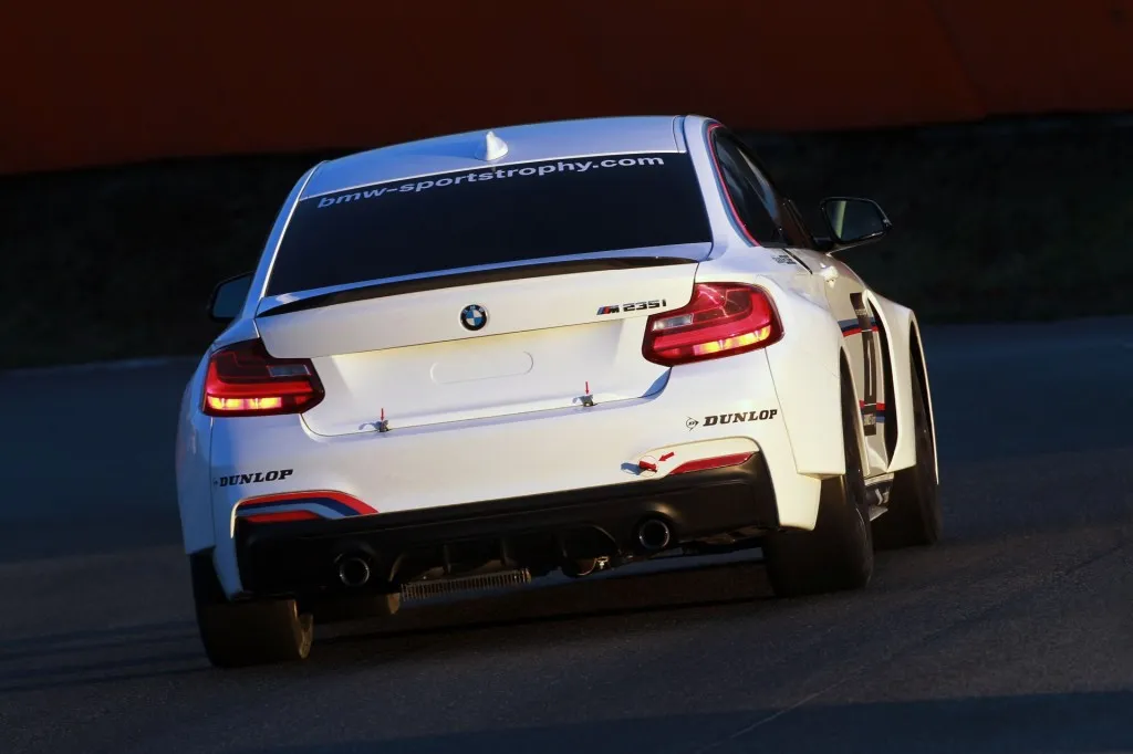 BMW_M235i_Racing_897