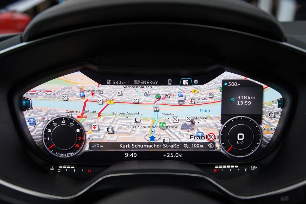 International CES 2014:  Audi presents the new TT interior  Audi virtual cockpit 