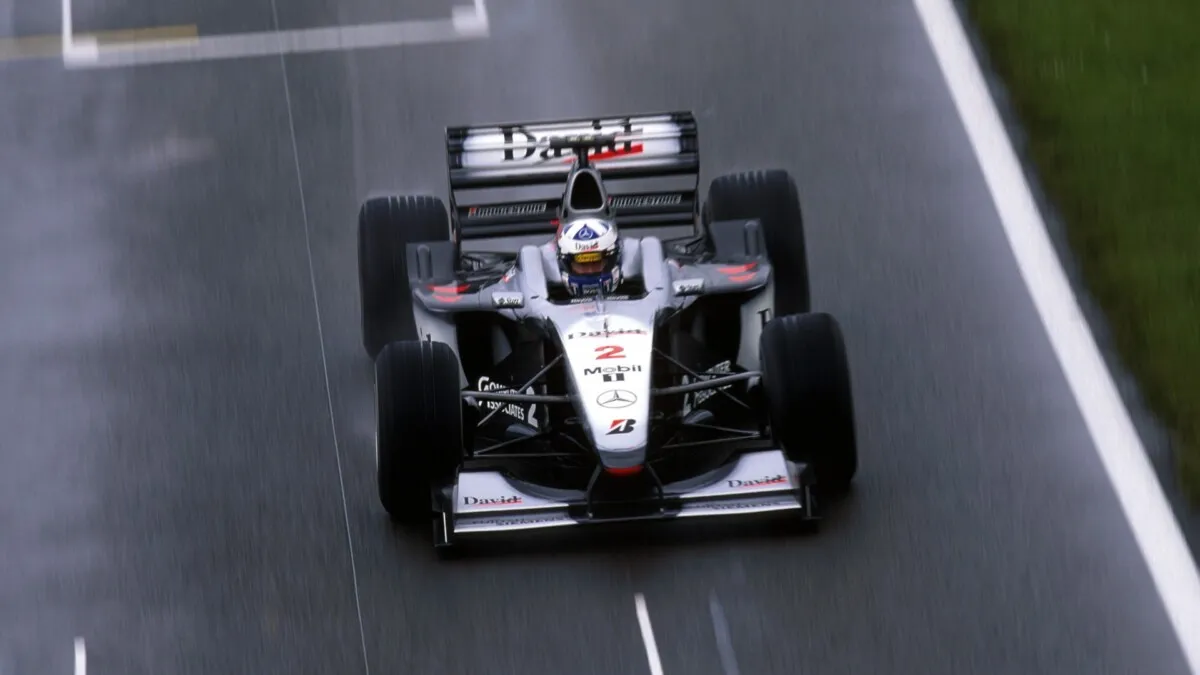 Silver Arrow at Silverstone: David Coulthard in the McLaren-Mercedes MP4-15 at the British Grand Prix in 2000.