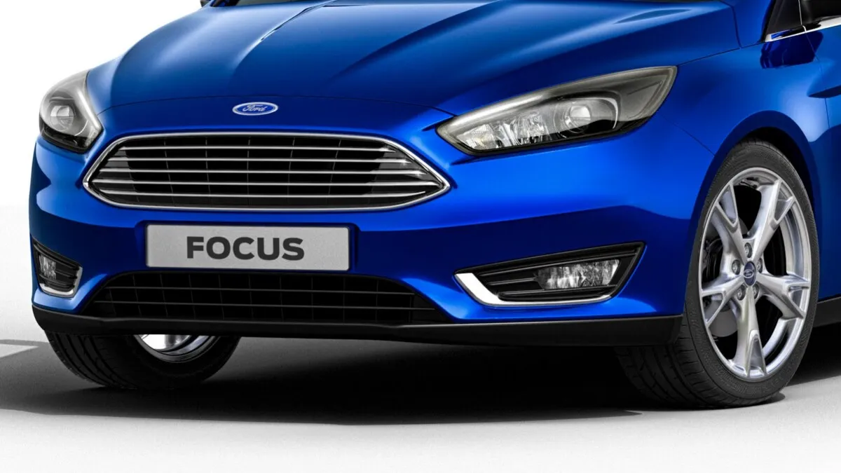 2015 Ford Focus (25)