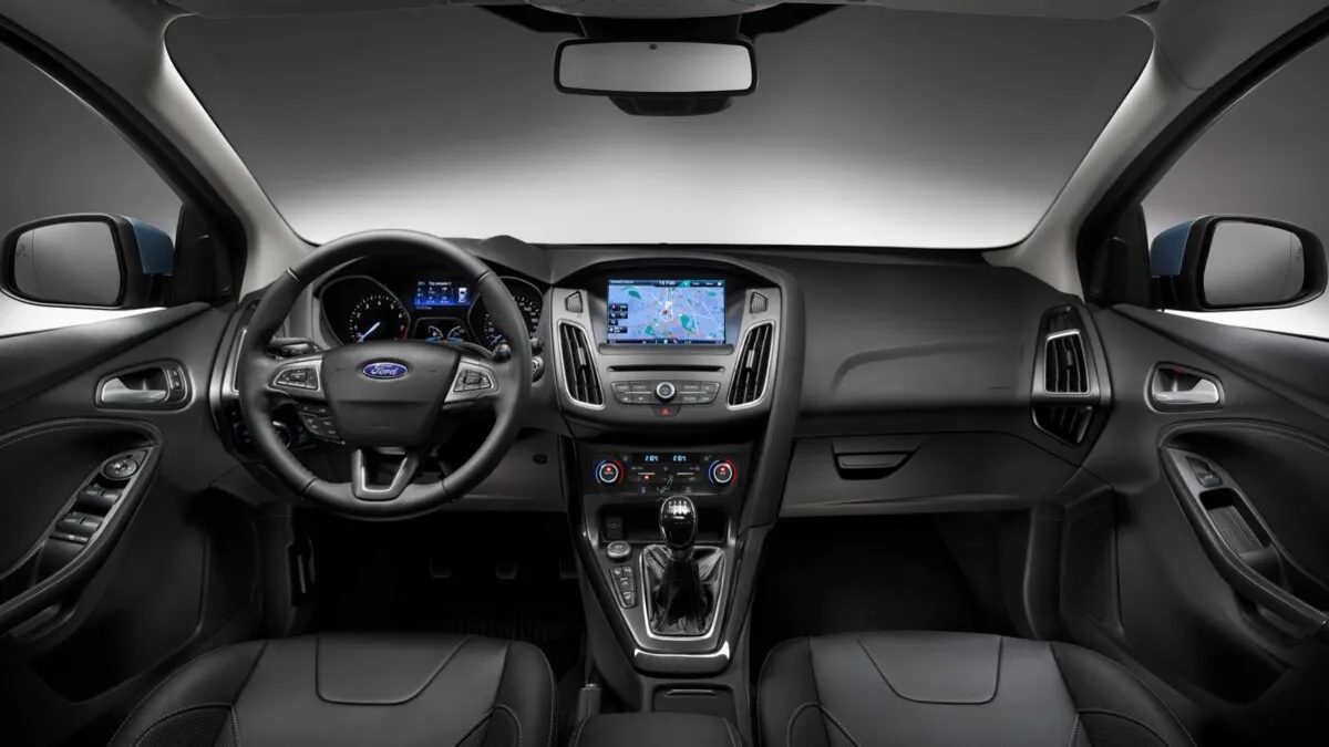 2015 Ford Focus (27)