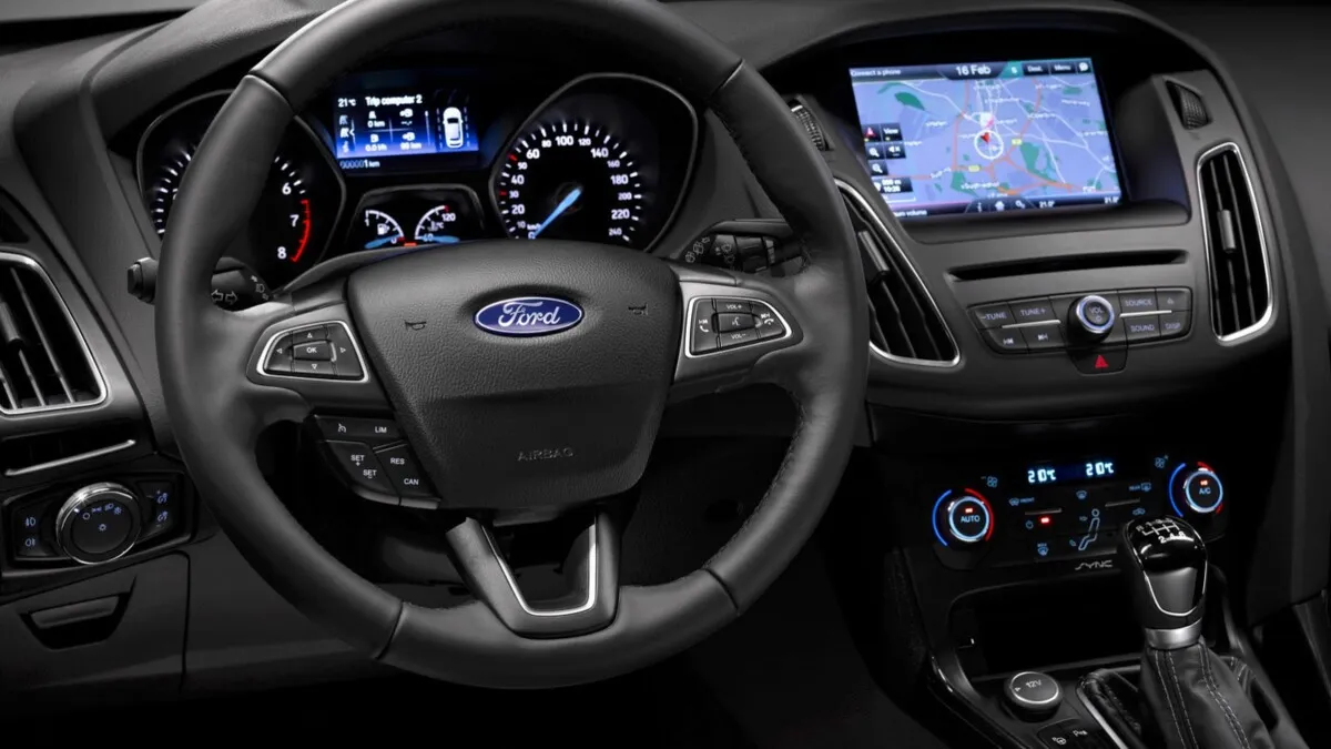 2015 Ford Focus (28)