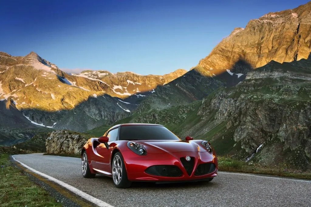 Alfa_Romeo_4C
