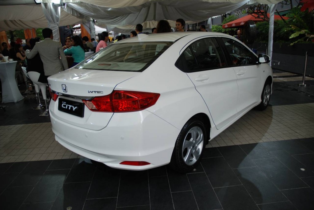 2014 Honda City (16)