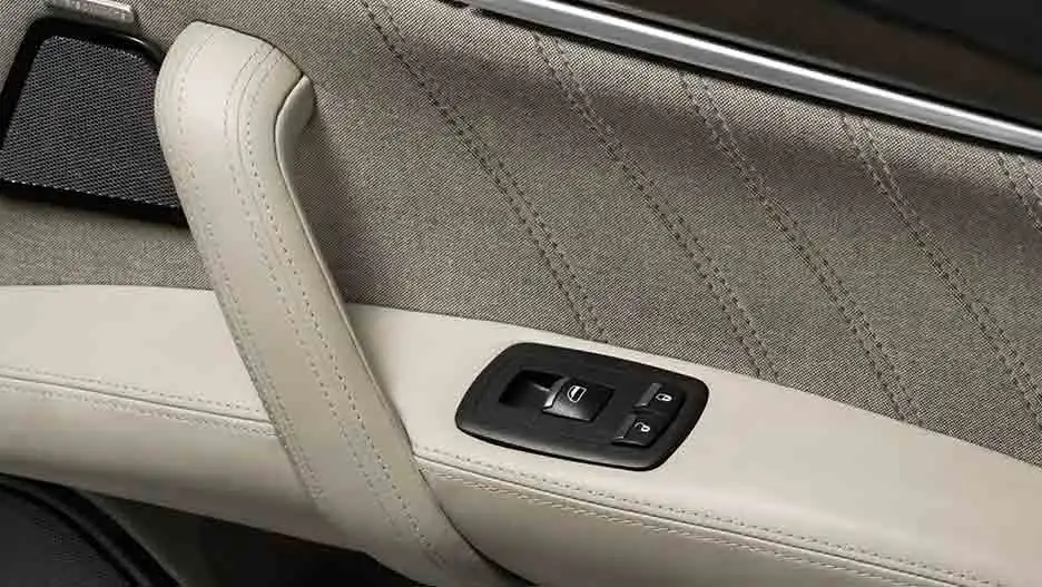 Maserati-Quattroporte-Ermenegildo-Zegna-interiors-details-stitching_05