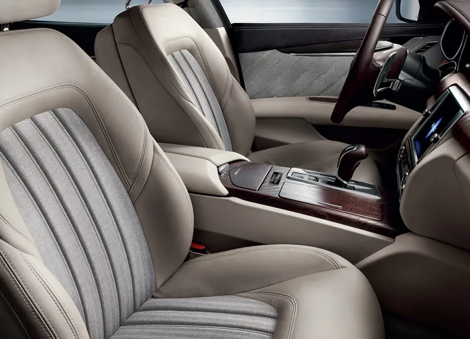 Maserati-Quattroporte-Ermenegildo-Zegna-interiors-seat-passenger_01
