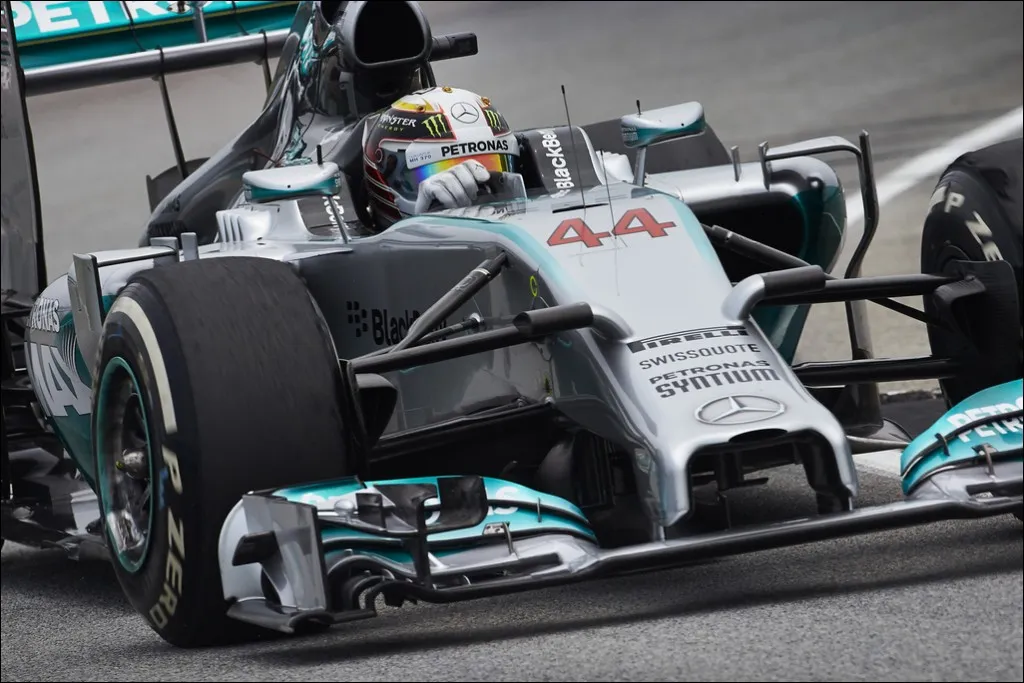 Mercedes_Formula1_MalaysiaGrandPrix-05