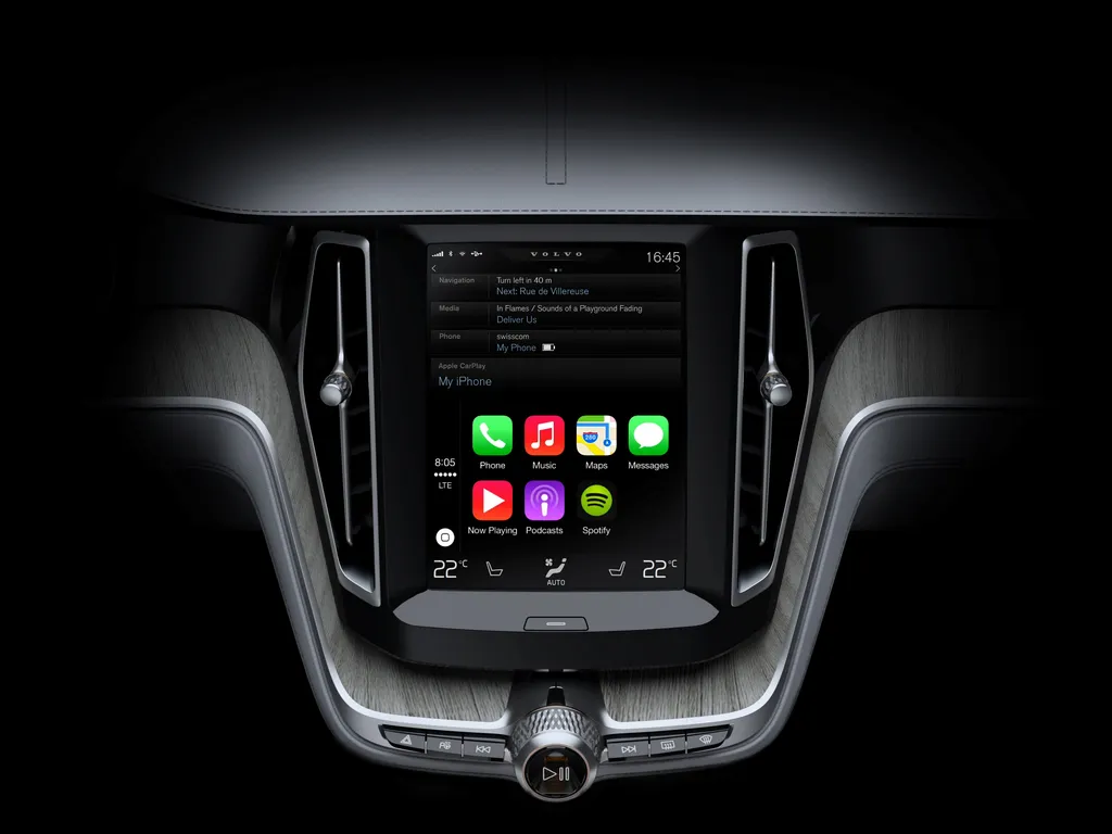 Volvo_XC90_Apple_CarPlay-02