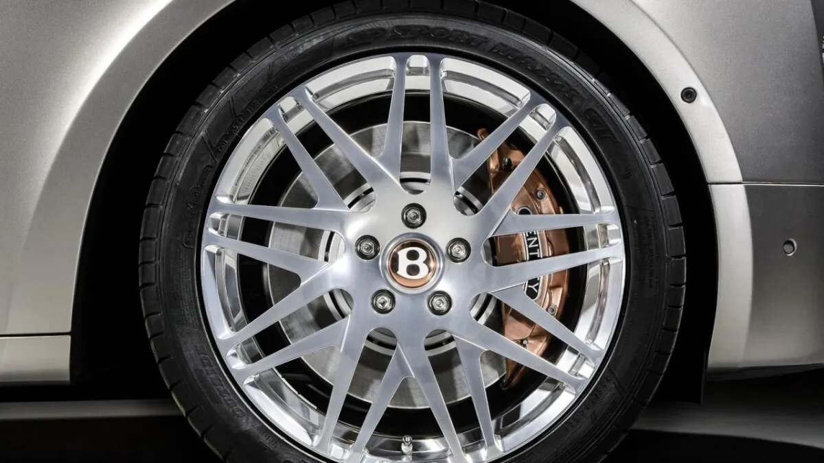 Bentley Hybrid Concept (8)