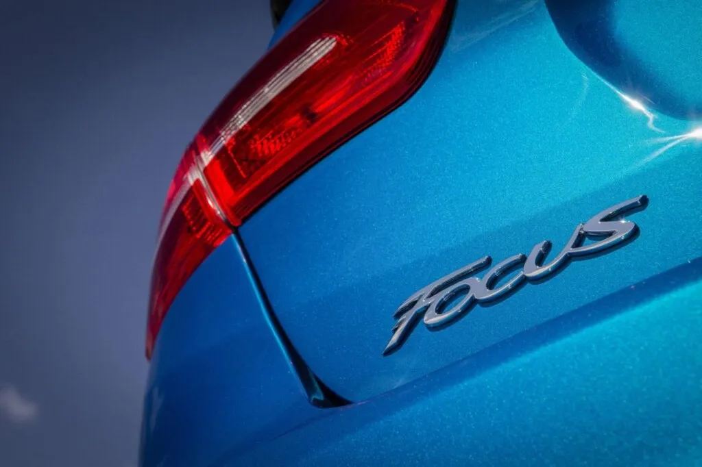 Ford Focus Sedan (9)