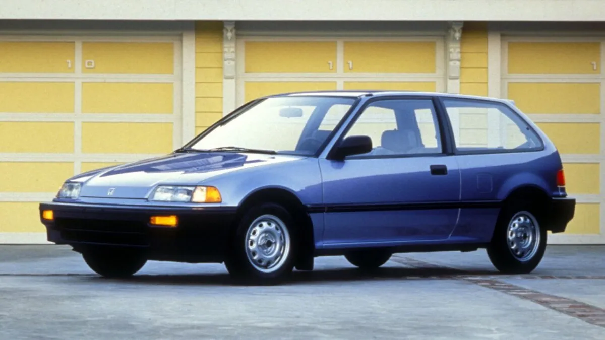Honda-Civic_Hatchback-1988-wallpaper