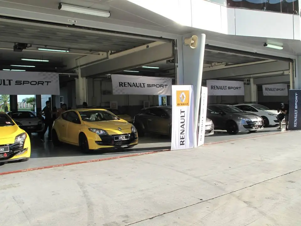 Image taken from Renault Malaysia official Facebook Page (https://www.facebook.com/RenaultMalaysia)