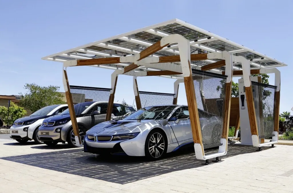 BMW DesignworksUSA Solar Carport Concept (4)