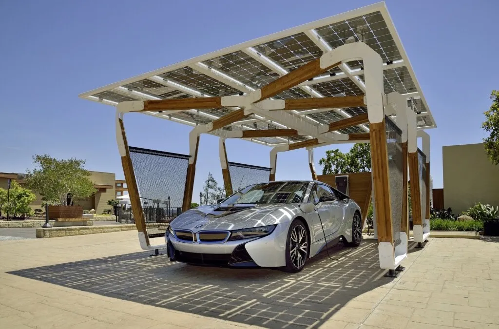 BMW DesignworksUSA Solar Carport Concept (5)