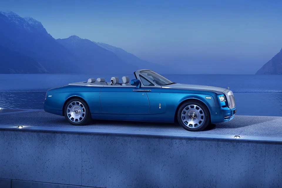 rolls-royce-phantom-drophead-coupe-waterspeed-collection (2)
