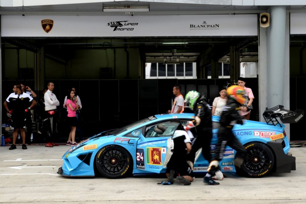 A quick driver swap in the pit