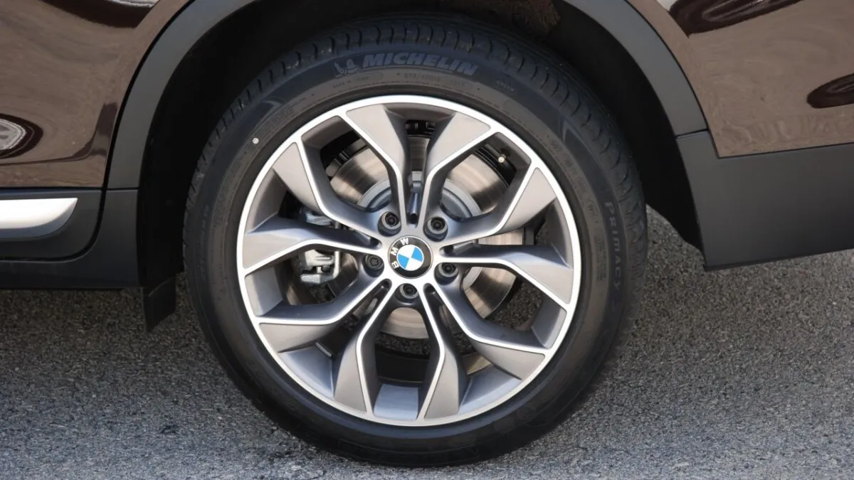 BMW X4 (3)