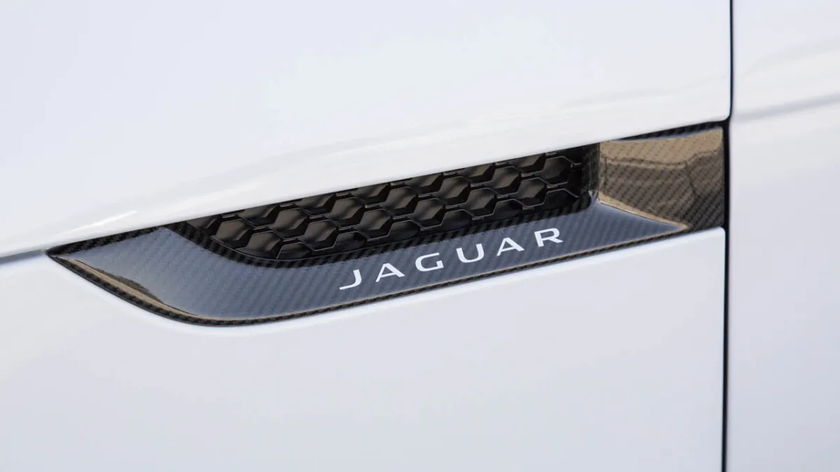 Jaguar F-Type Project 7 (18)