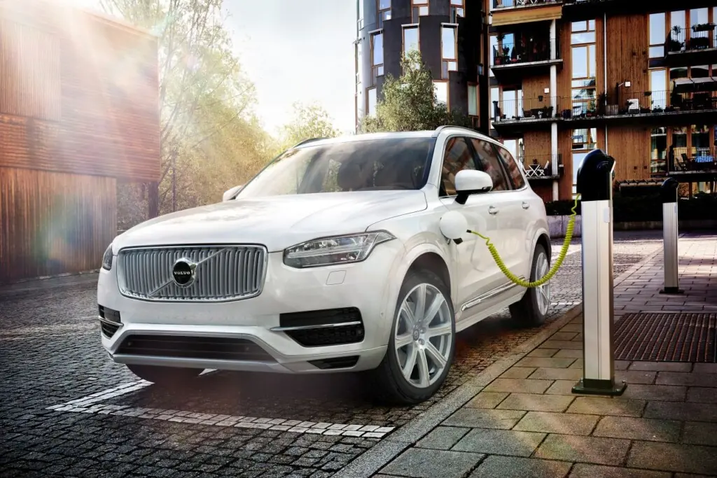 Volvo XC90 (27)