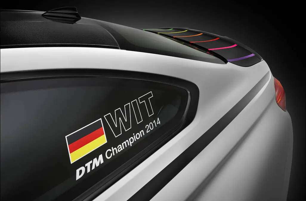 BMW_M4_DTM_Champion_Edition-09