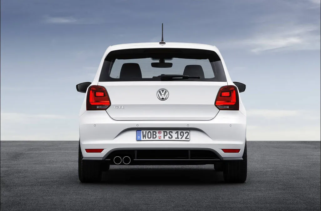 VW_Polo_GTI_2015-12