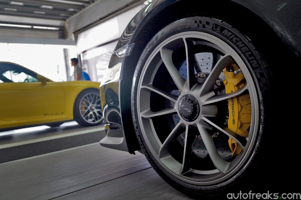 FEATURE: Porsche 911 GT3 Driver Experience 2014 