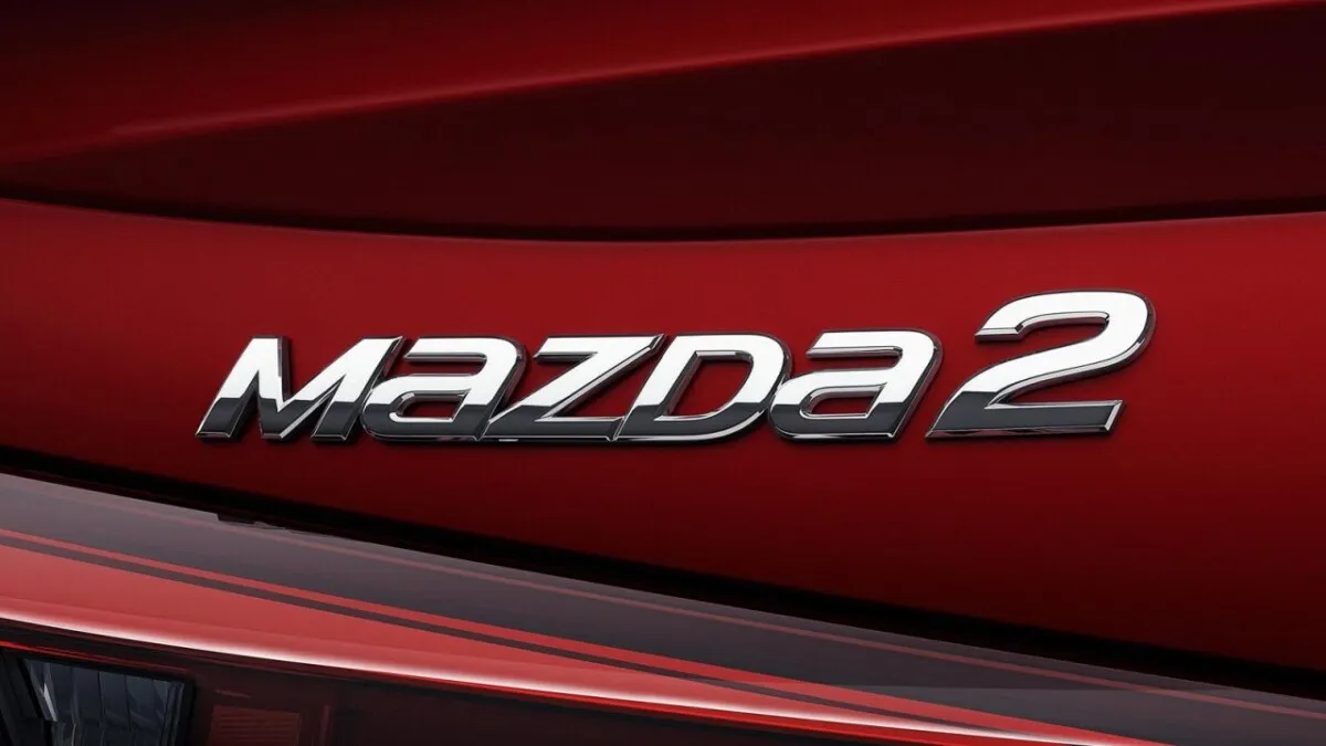 Mazda2 (3)