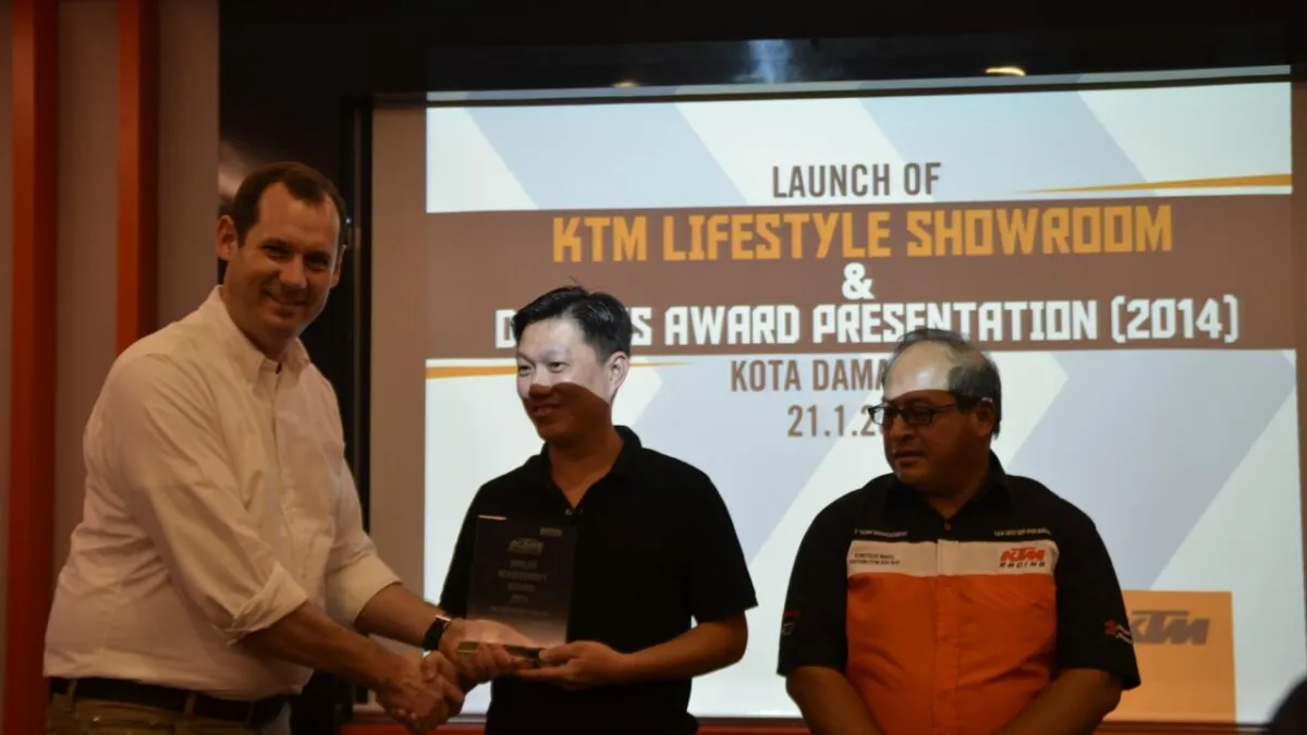 KTM-showroom-launch  (34)