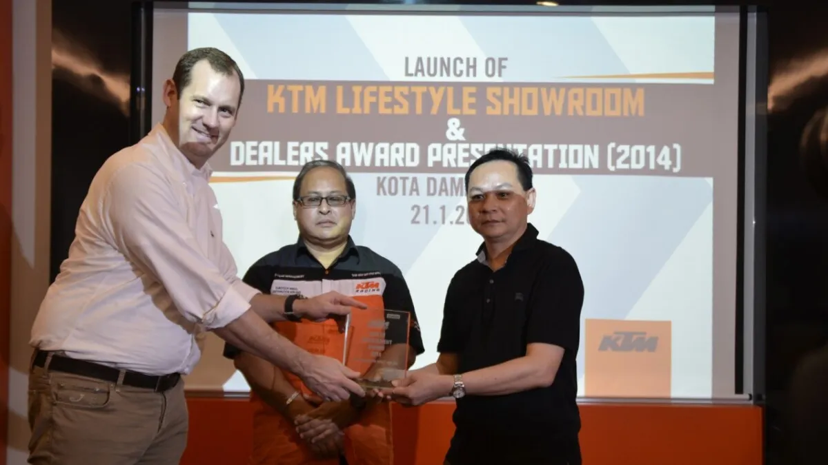KTM-showroom-launch  (35)