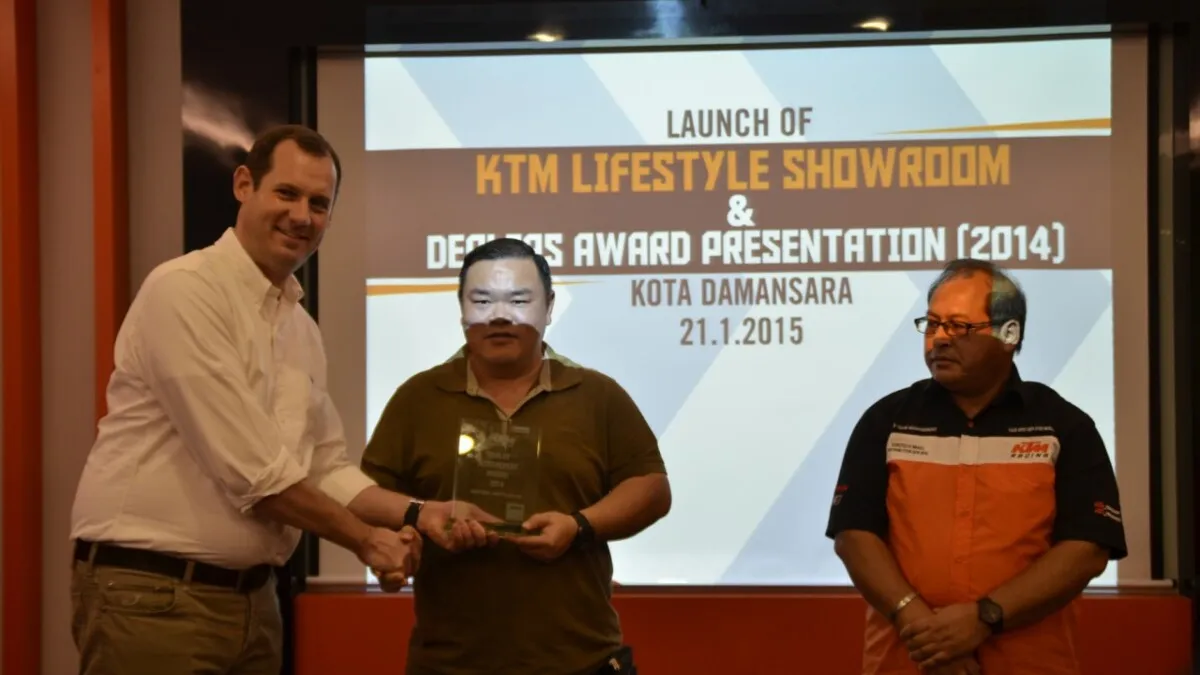 KTM-showroom-launch  (37)