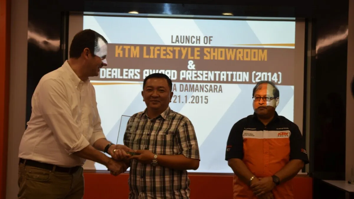 KTM-showroom-launch  (39)