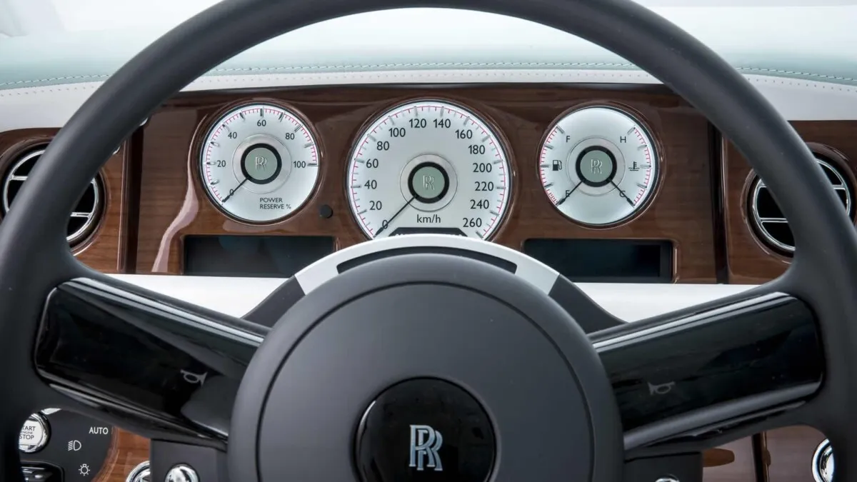 Rolls-Royce Phantom Serenity (15)