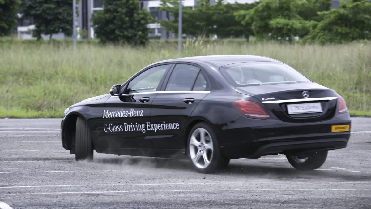 The New C-Class Driving Experience (4)