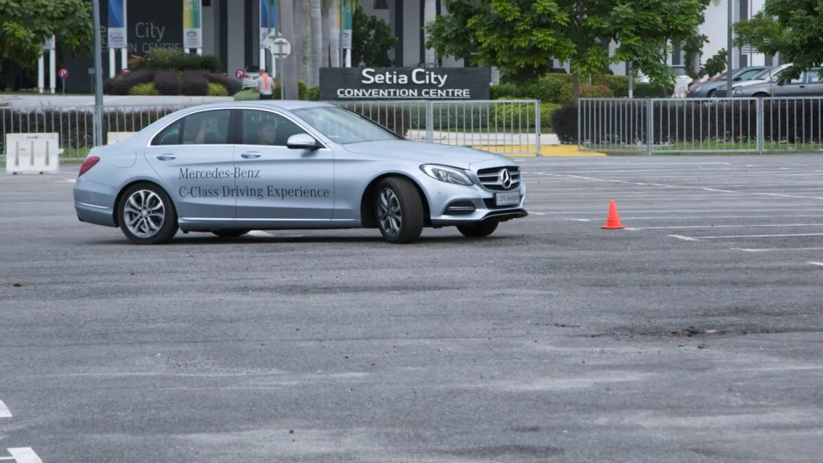 The New C-Class Driving Experience (6)