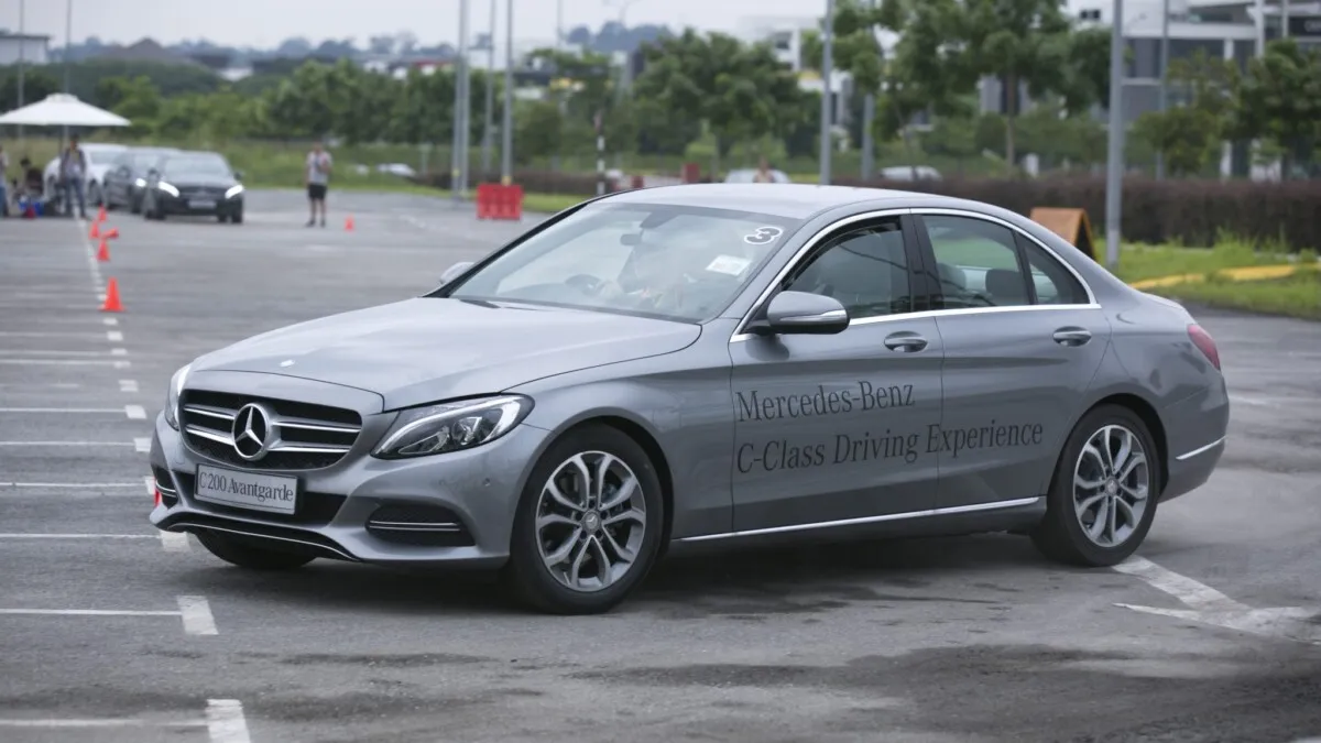 The New C-Class Driving Experience (8)