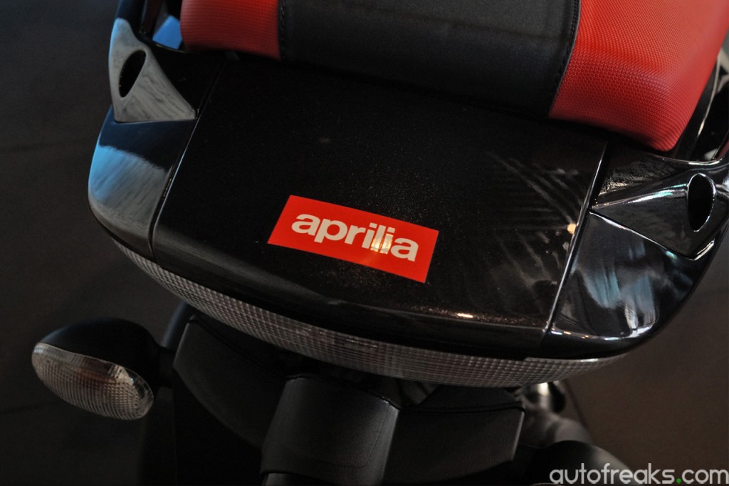 Aprilia Sr Max 300 Scootourer Introduced In Malaysia Priced From Rm28 800 Autofreaks Com