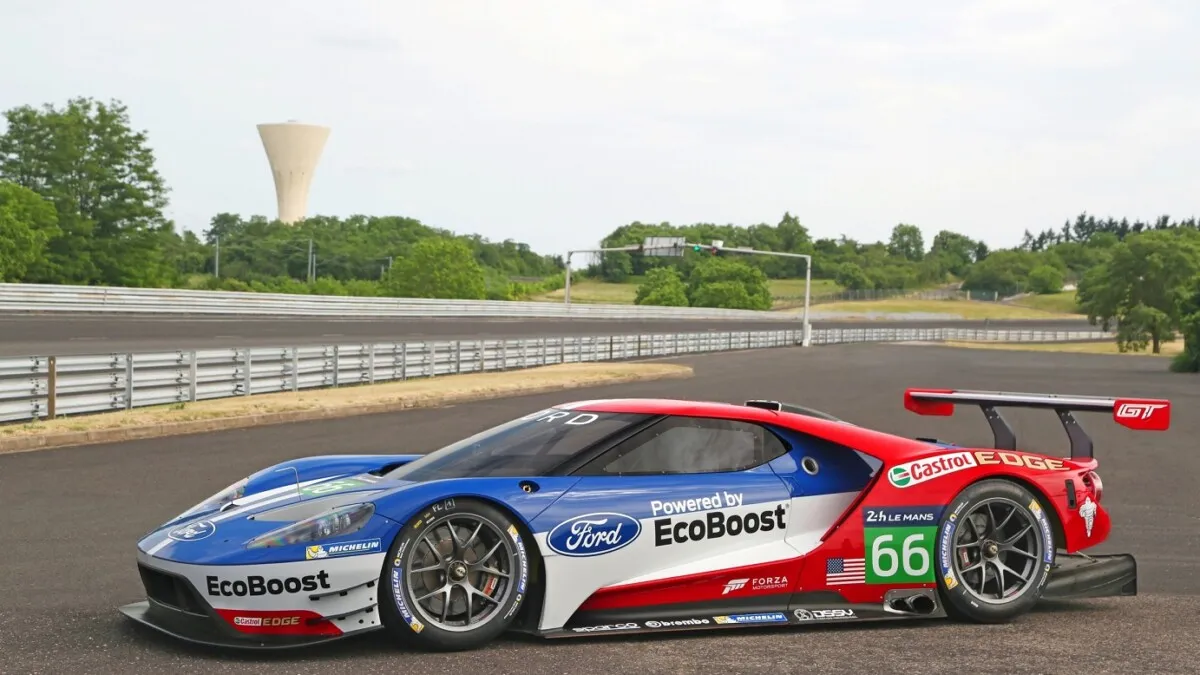 Photo 6 - Ford GT