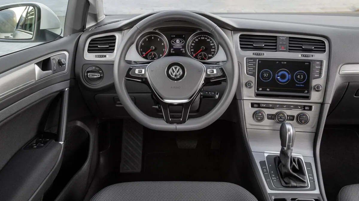 VW 1.0 Golf TSI BlueMotion (7)