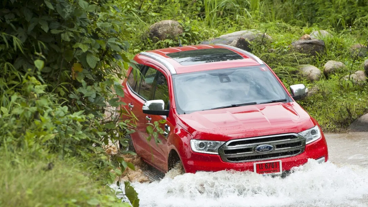 Ford Everest drive 048