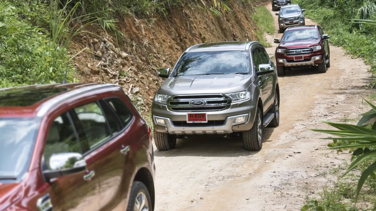 Ford Everest on location 001