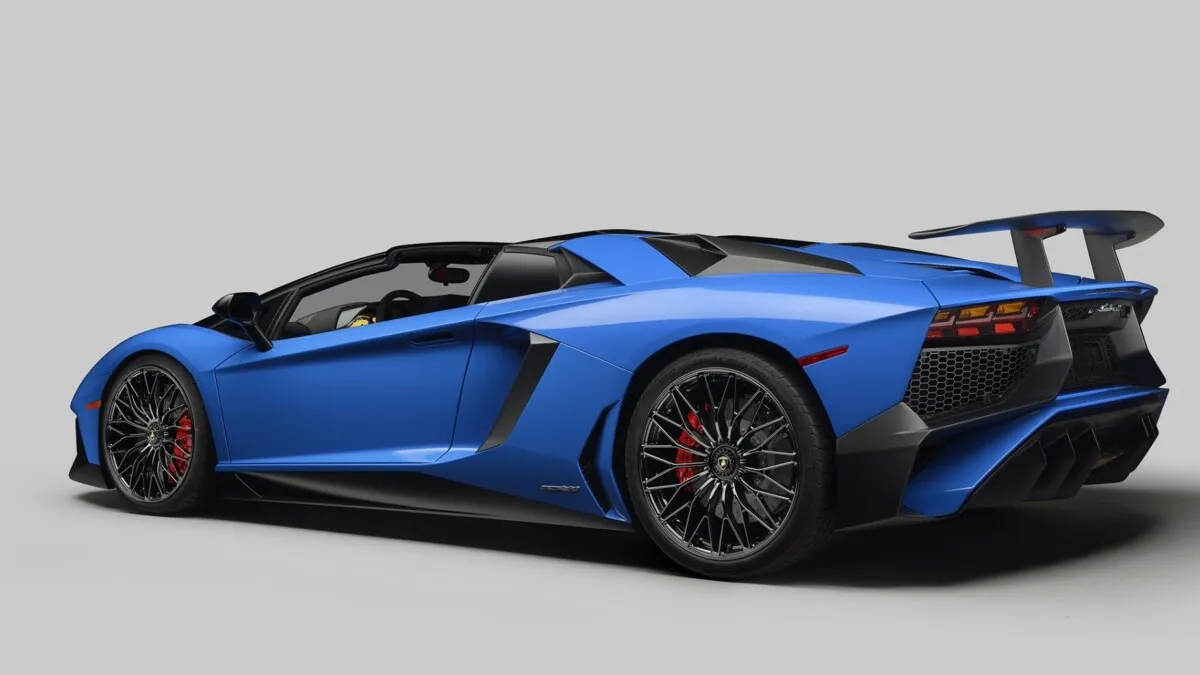 Lamborghini_Aventador_SV_Roadster_4