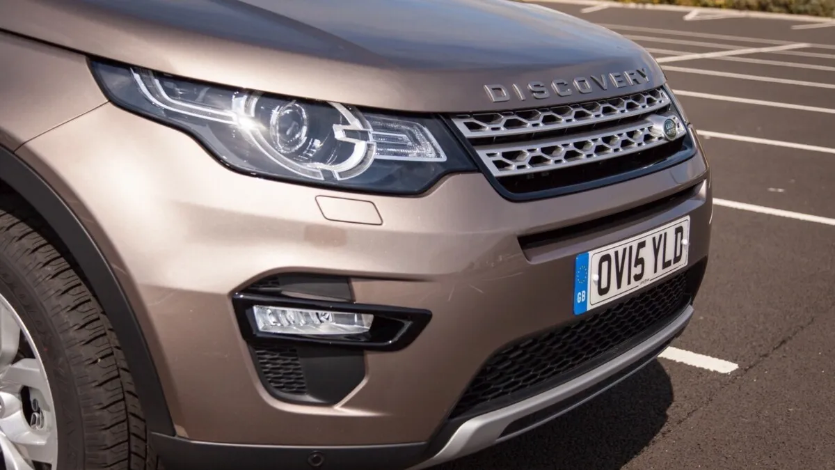 LandRover_Discovery_Sport-003