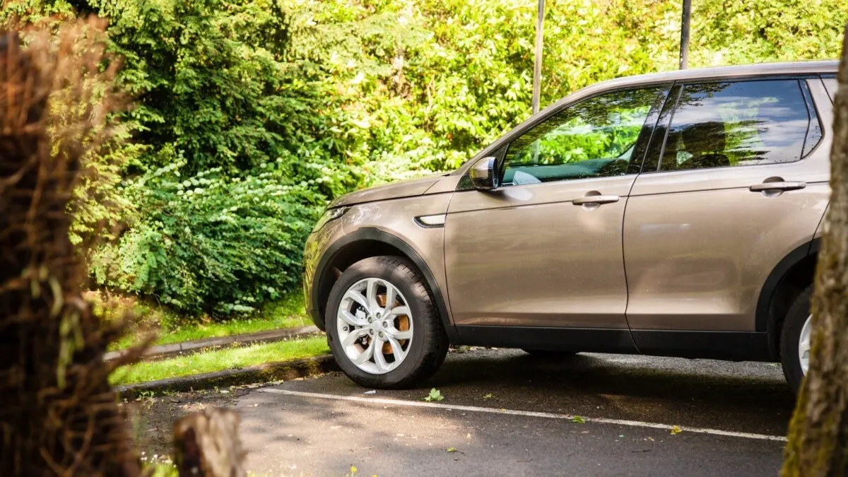 LandRover_Discovery_Sport-013