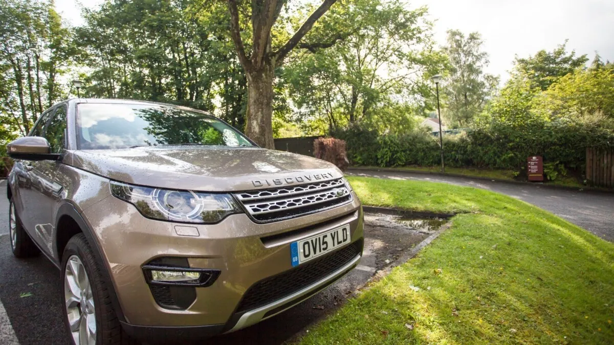 LandRover_Discovery_Sport-014