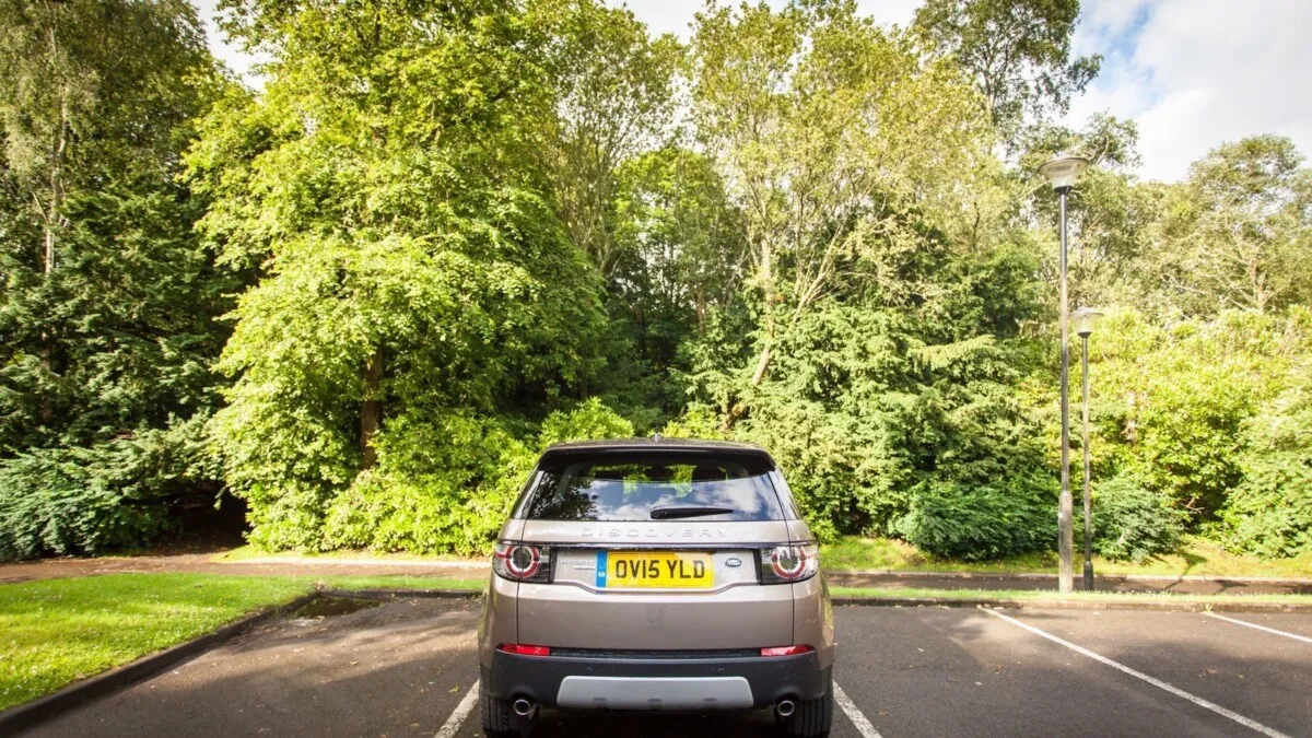 LandRover_Discovery_Sport-018