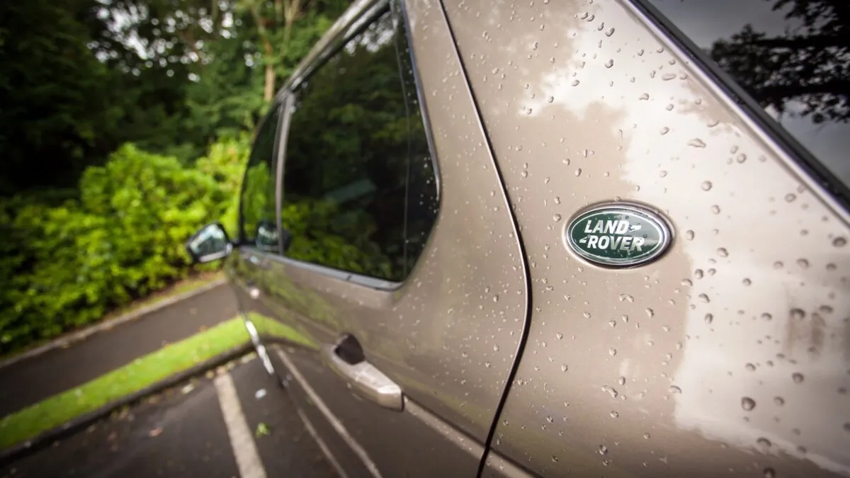 LandRover_Discovery_Sport-019