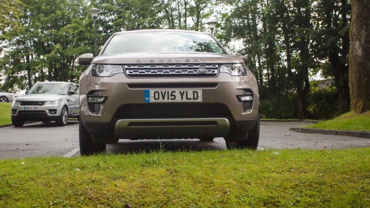 LandRover_Discovery_Sport-020