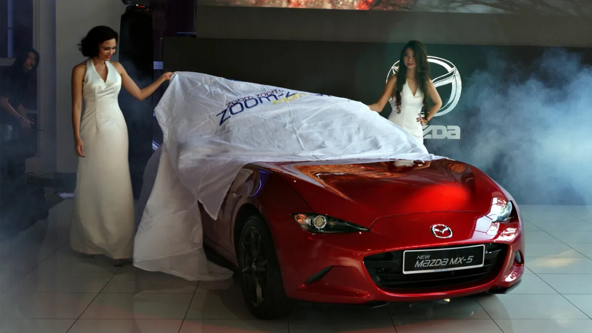Mazda_MX_5_Launch (1)